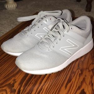 Women’s New Balance Tennis Shoes Size 7